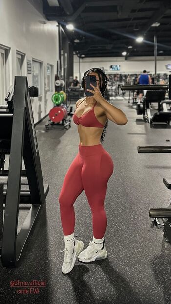 Eva Mitchell Leaked Nude OnlyFans (Photo 3)