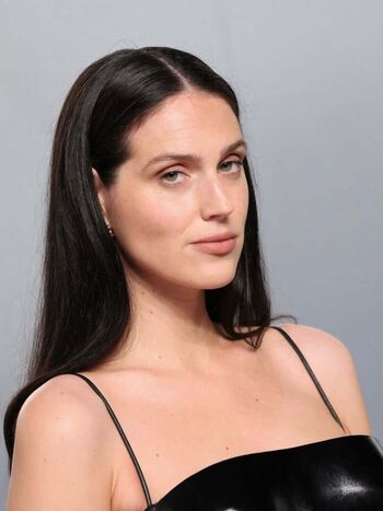 Eva Victor Leaked Nude OnlyFans (Photo 2)