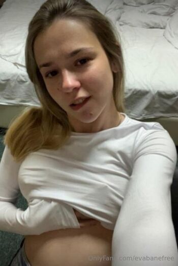 evabanefree Leaked Nude OnlyFans (Photo 93)