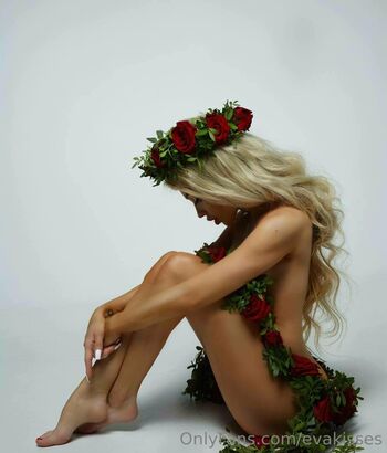 evakisses Leaked Nude OnlyFans (Photo 20)