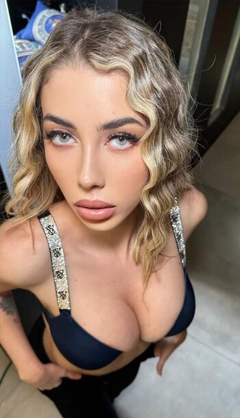 Eve Menta Leaked Nude OnlyFans (Photo 220)