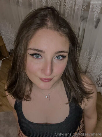 Evelynxka Leaked Nude OnlyFans (Photo 23)