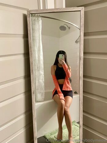 everybodymeow Leaked Nude OnlyFans (Photo 28)