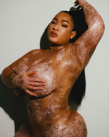 Evie_spice