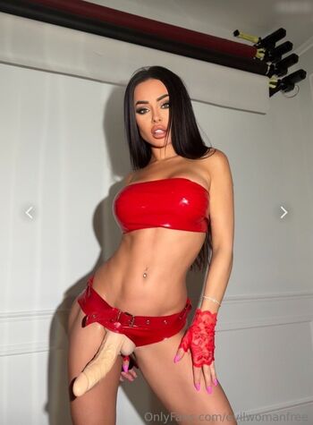 Evil Woman Leaked Nude OnlyFans (Photo 256)