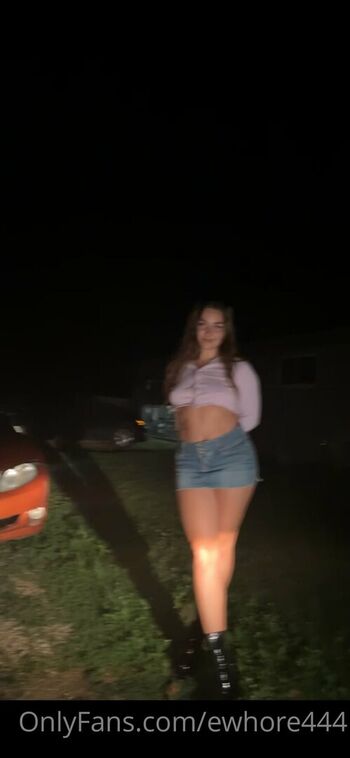 ewhore444 Leaked Nude OnlyFans (Photo 14)