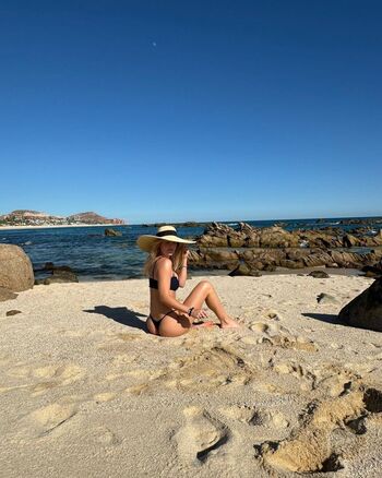 Faith Schroder Leaked Nude OnlyFans (Photo 11)