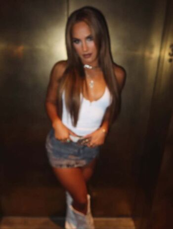 Fallon Henley (WWE)