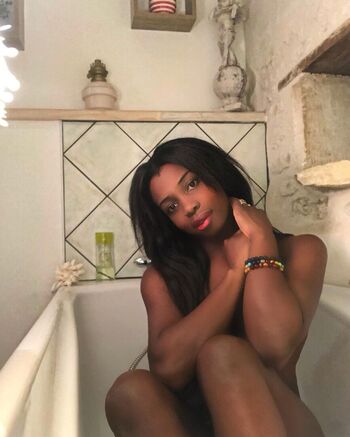 Falones Leaked Nude OnlyFans (Photo 54)