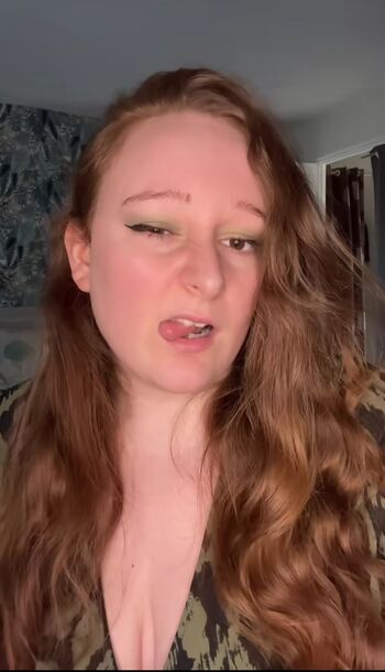 Fannyjhsz Leaked Nude OnlyFans (Photo 1)