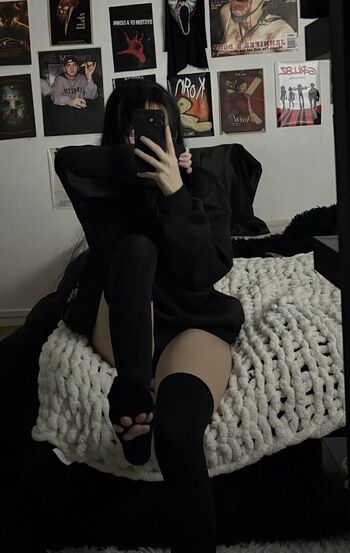 farryndoll Leaked Nude OnlyFans (Photo 6)