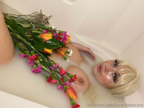 favoritebarista Leaked Nude OnlyFans (Photo 16)