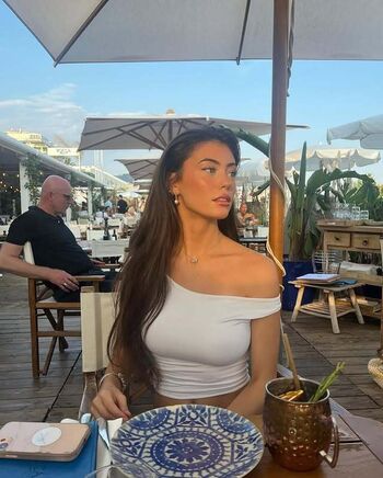 Faye Cunningham Leaked Nude OnlyFans (Photo 19)