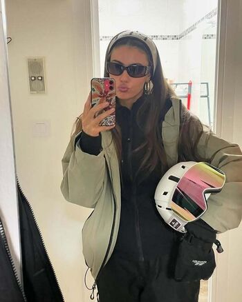 Faye Cunningham Leaked Nude OnlyFans (Photo 30)