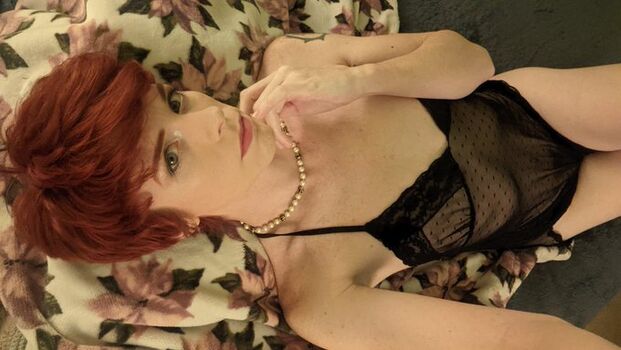 Faye Holloway