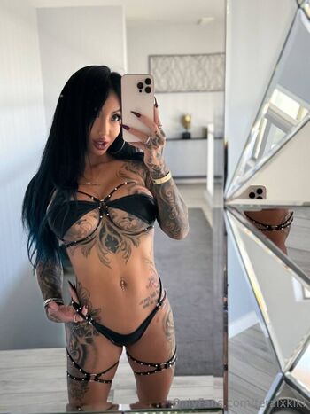 feralxkiki Leaked Nude OnlyFans (Photo 16)