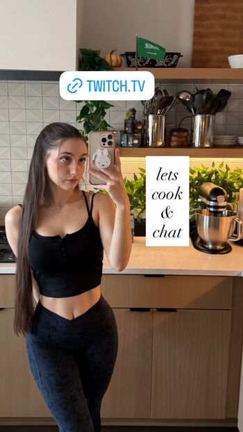 FiaTheGemini Leaked Nude OnlyFans (Photo 3)