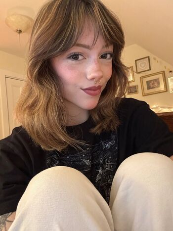 finseaa Leaked Nude OnlyFans (Photo 8)