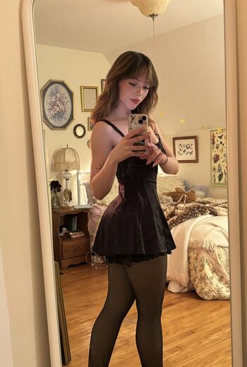 finseaa Leaked Nude OnlyFans (Photo 10)