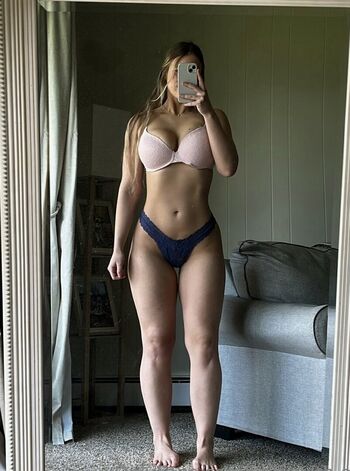 fitlifewith.em Leaked Nude OnlyFans (Photo 61)