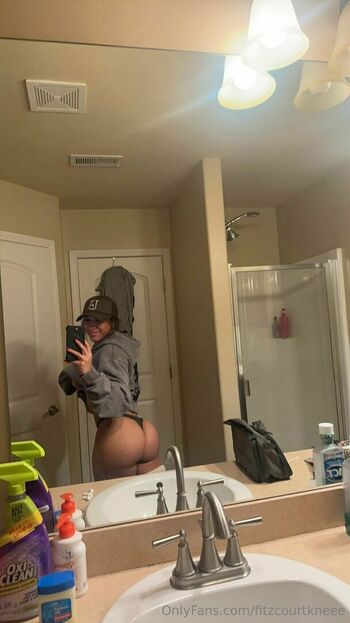 FitzCourtknee Leaked Nude OnlyFans (Photo 18)