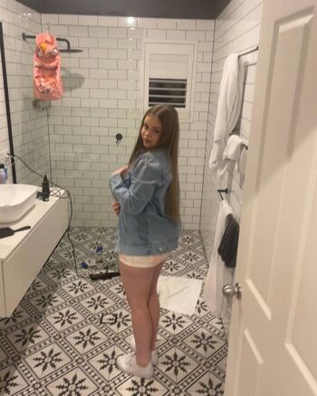 fkitmadi Leaked Nude OnlyFans (Photo 43)