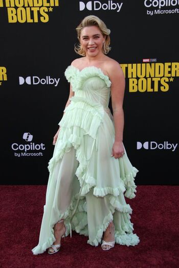 Florence Pugh Leaked Nude OnlyFans (Photo 764)