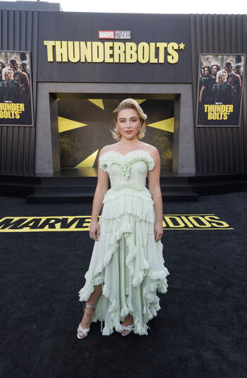 Florence Pugh Leaked Nude OnlyFans (Photo 766)