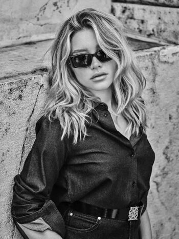 Florence Pugh Leaked Nude OnlyFans (Photo 804)