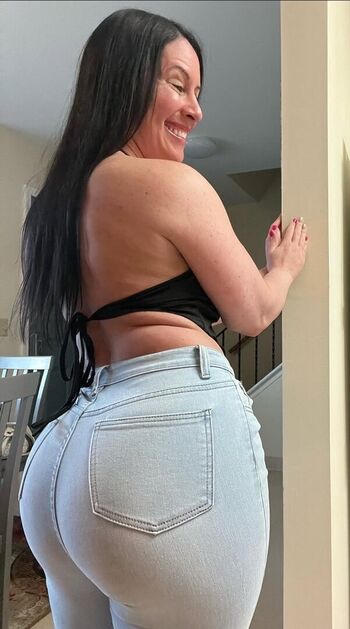 Forever_fit_self_made_sara