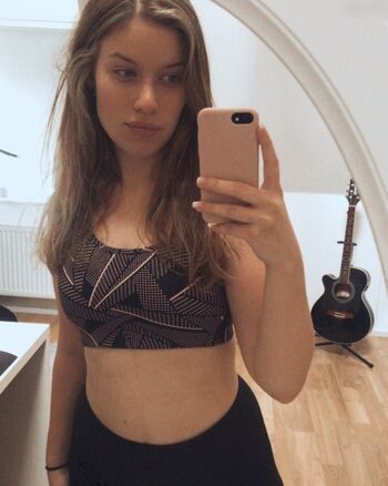 FormulaLena Leaked Nude OnlyFans (Photo 57)