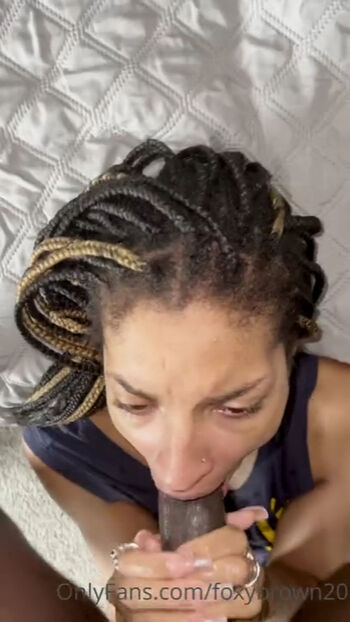foxybrown20