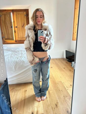 Fredie Halter Leaked Nude OnlyFans (Photo 15)
