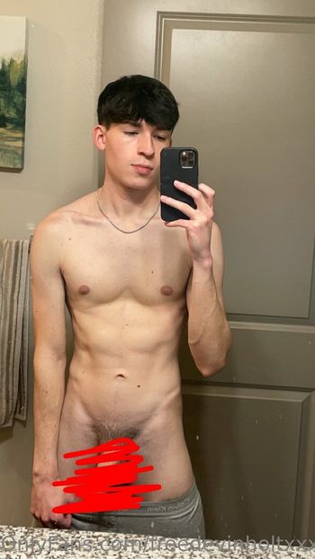 freedevinholtxxx Leaked Nude OnlyFans (Photo 1)