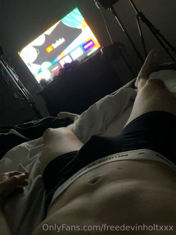 freedevinholtxxx Leaked Nude OnlyFans (Photo 11)