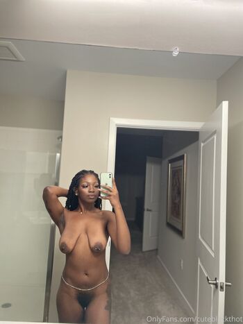 freemochakaia Leaked Nude OnlyFans (Photo 28)