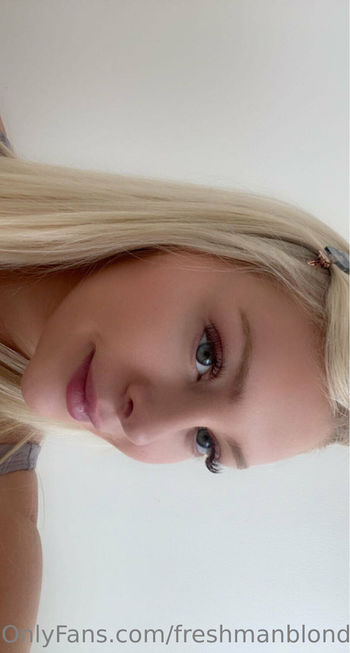 freshmanblondie18