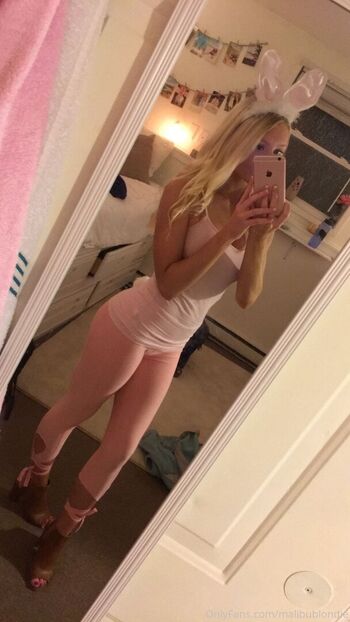 freshmanblondie18