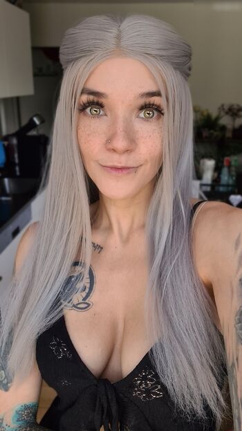 Freyja Luna / Eliska