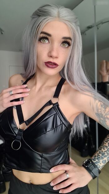 Freyja Luna / Eliska