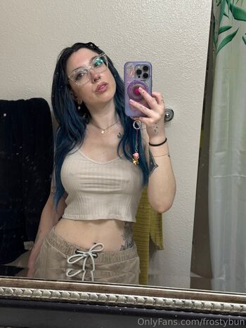 frostybun Leaked Nude OnlyFans (Photo 11)