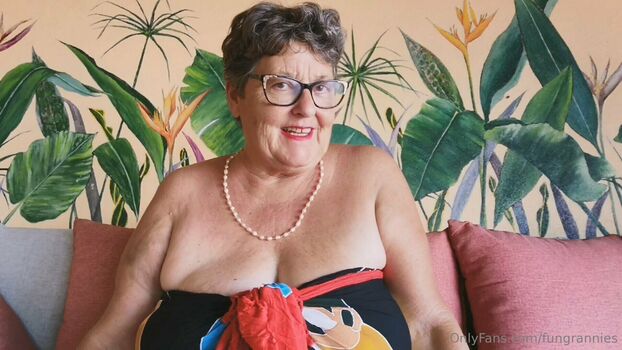 fungrannies Leaked Nude OnlyFans (Photo 11)