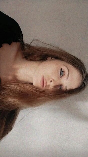 Gabi Mendes Leaked Nude OnlyFans (Photo 16)