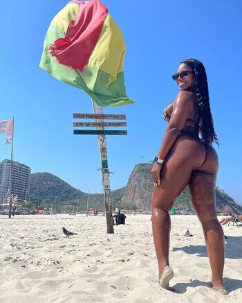 Gabriela Alves