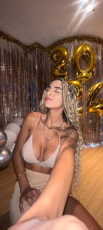 Gabriela Lira Leaked Nude OnlyFans (Photo 5)