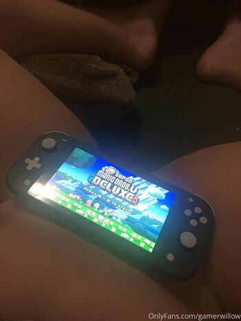 gamerwillow Leaked Nude OnlyFans (Photo 11)
