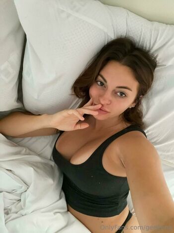 geeeena Leaked Nude OnlyFans (Photo 75)