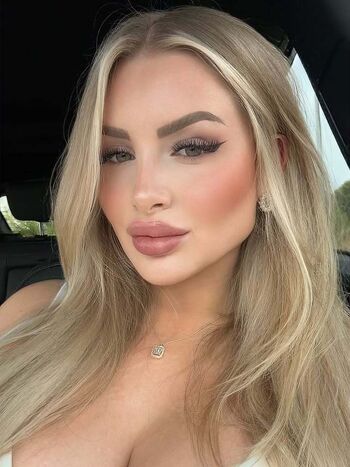 German Girls Leaked Nude OnlyFans (Photo 1)