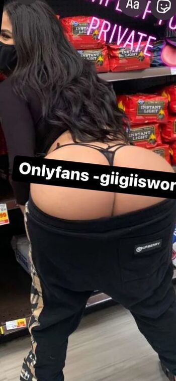 giigiisworld Leaked Nude OnlyFans (Photo 3)