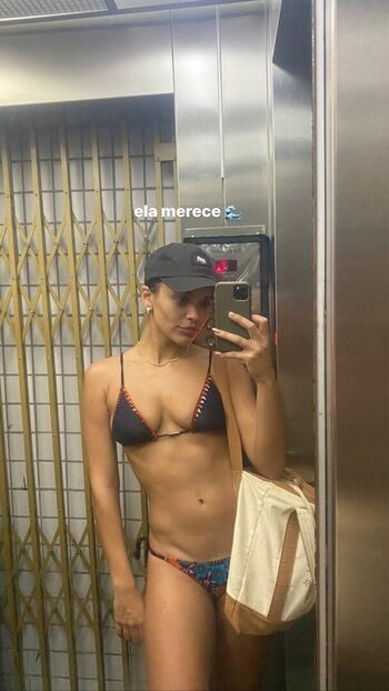 Giovana Cordeiro Leaked Nude OnlyFans (Photo 20)